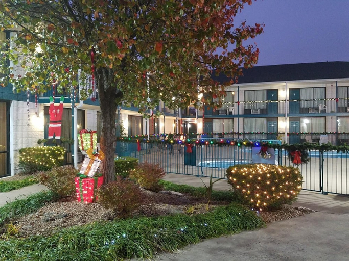 Exterior & Views 1, Ozark Valley Inn, Taney