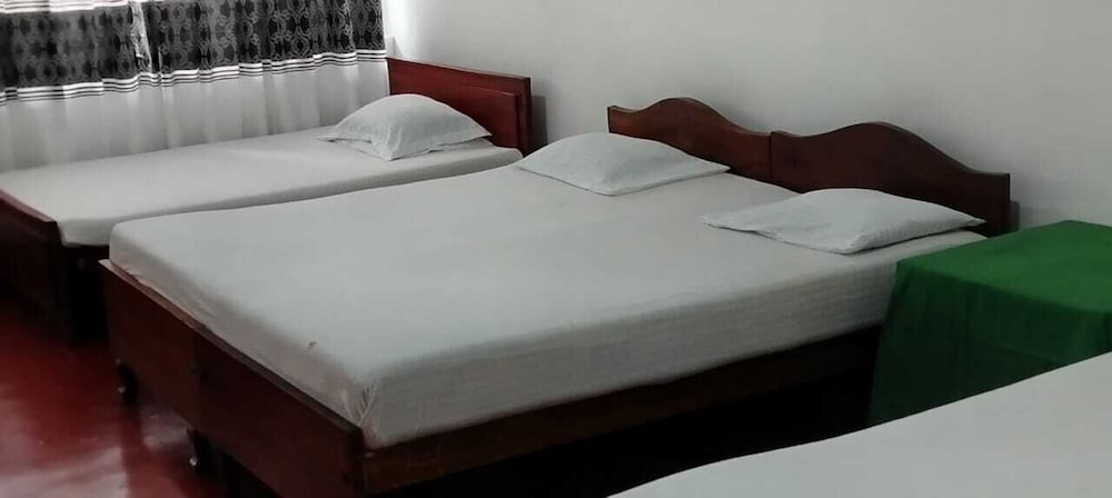 Others 4, Hotel Lakeside, N. Palatha East