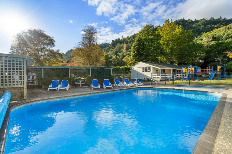 Sport & Beauty, Tasman Holiday Parks - Picton, Marlborough