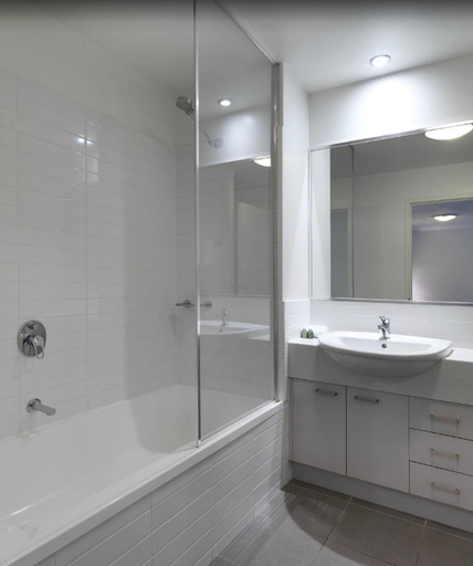 Bathroom 3, Quest Albury, Albury