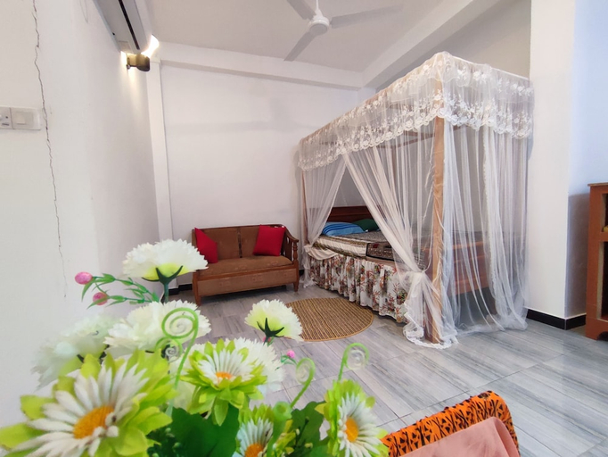Bedroom 2, Matota Family Villa, Matara Four Gravets