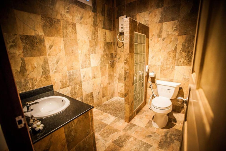 Bathroom 4, Arcadia Resort, Pluak Daeng