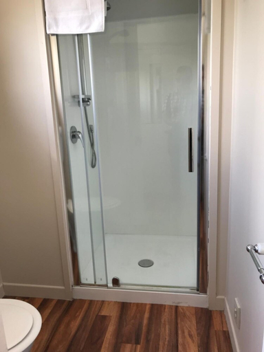 Bathroom 3, Rayland Epsom Motel, Waitakere