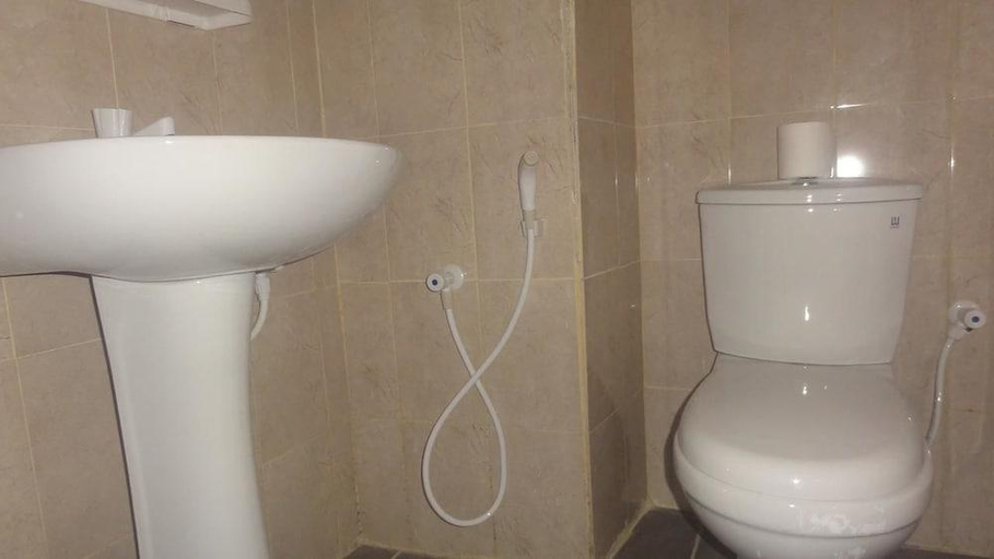 Bathroom, Negombo Fortress, Negombo