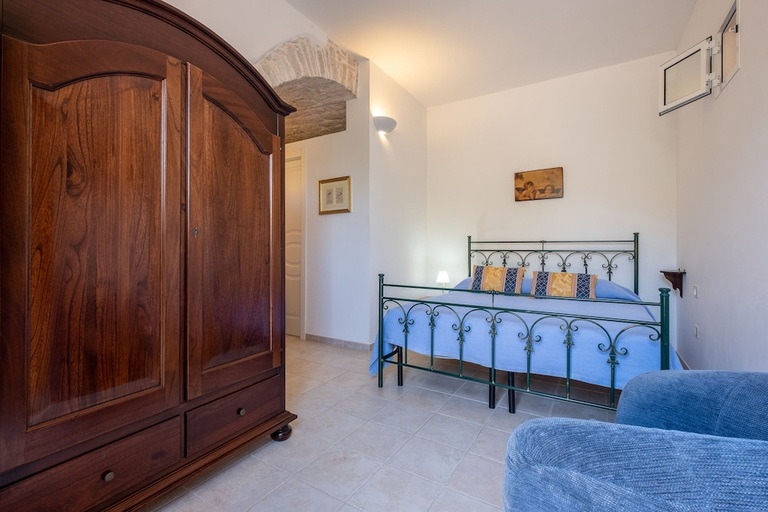 Bedroom 3, L'antica Marina, Taranto