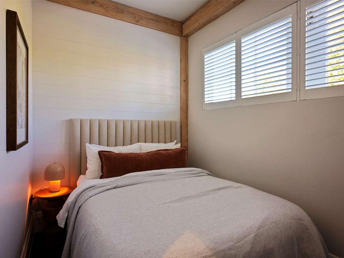 Bedroom 2, Linnaeus Farm - Berry, Shoalhaven - Pt B