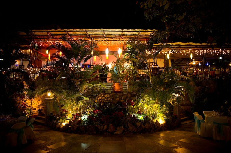 Exterior & Views, LA RESERVE, Port-au-Prince