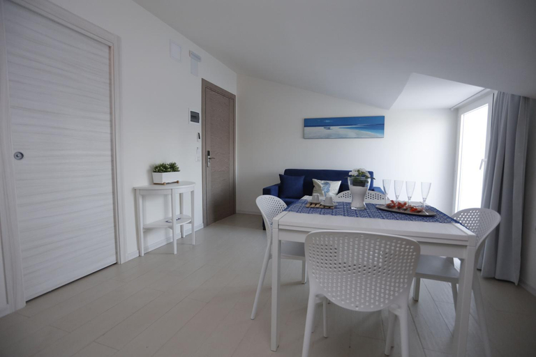 Others 4, Path House by Wonderful Italy, Catania