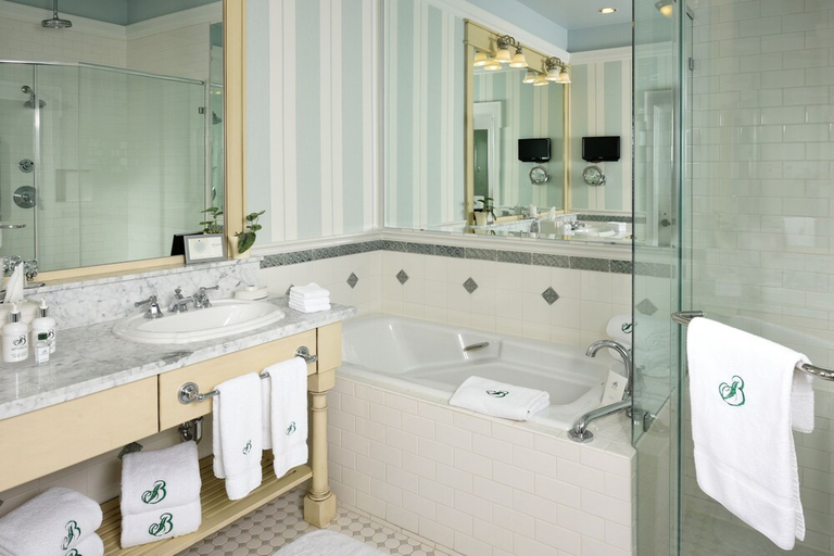 Bathroom 4, THE BROADMOOR, El Paso