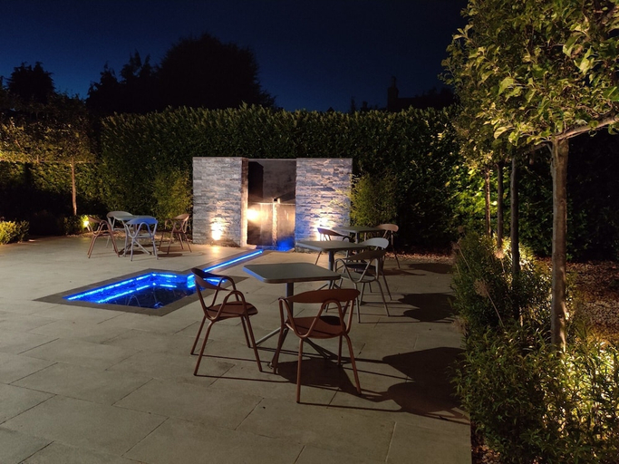 Sport & Beauty 3, Cotswold Grange, Gloucestershire