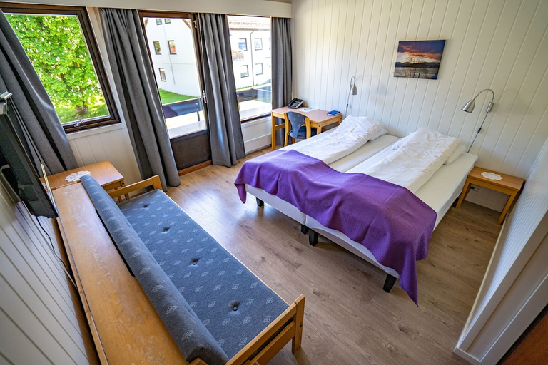 Bedroom 2, Fjordhotell, Stryn