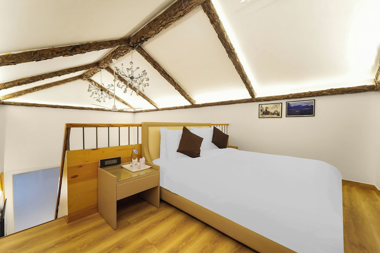 Bedroom 3, Kasauli Hills Resorts, Solan