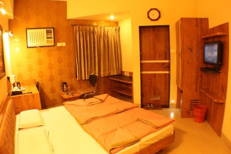 Bedroom 2, Hotel Panchavati Elite Inn, Nashik