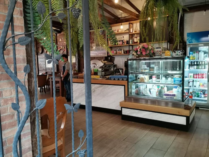 Food & Drinks 4, Harmony Inn, Pattaya