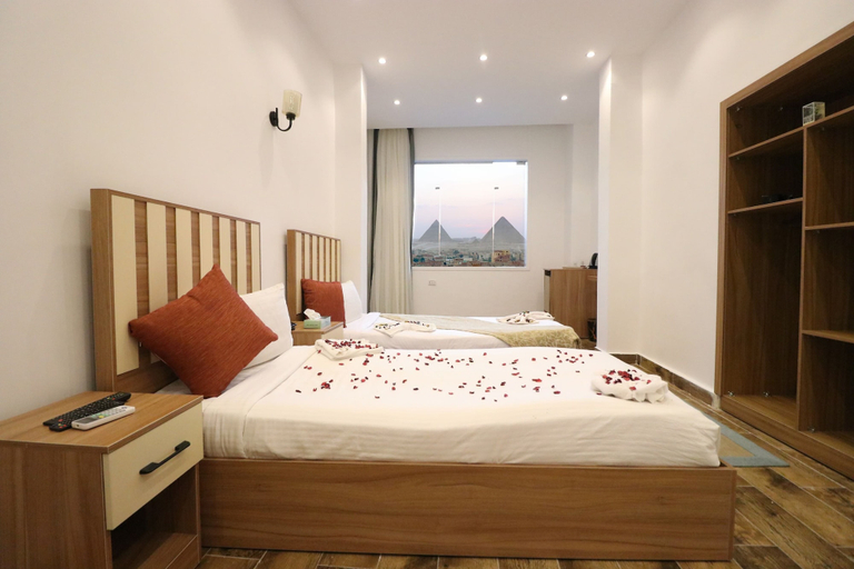 Room 3, Pyramids West Hotel, Kirdasah
