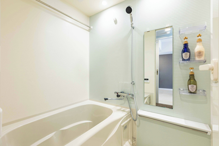 Bathroom, FDS AURA, Osaka