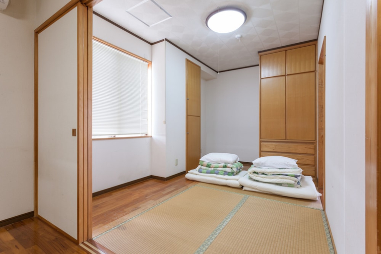 Bedroom 2, Kariyushi Condominium Resort Nago Sea Side House, Nago