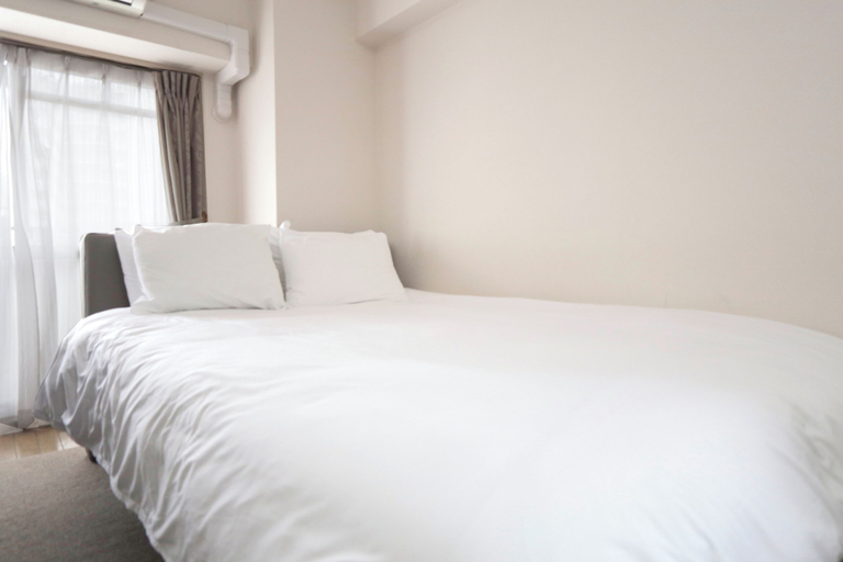 Bedroom 5, Weekly Green In Namba, Osaka