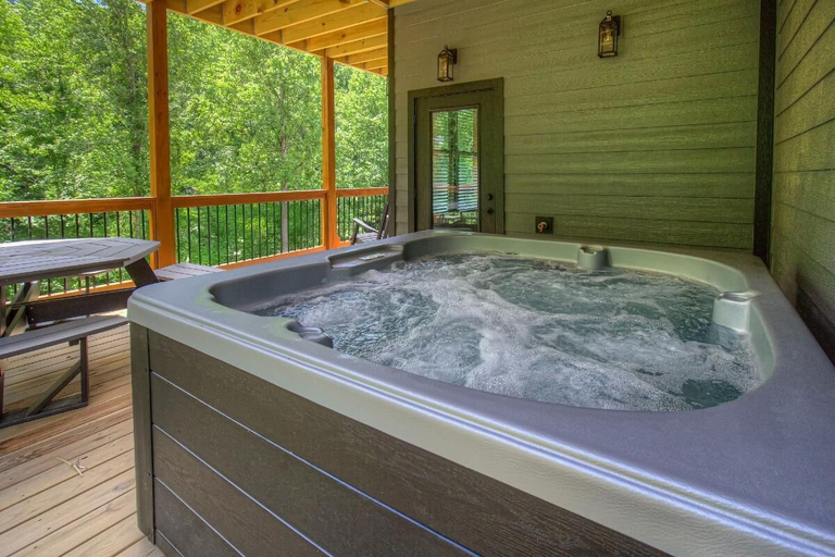 Terrace/patio 5, Z - Hilltop Haven, Sevier