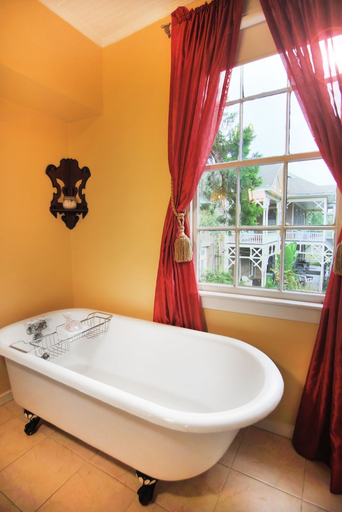 Bathroom 3, Amelia Island Williams House, Nassau