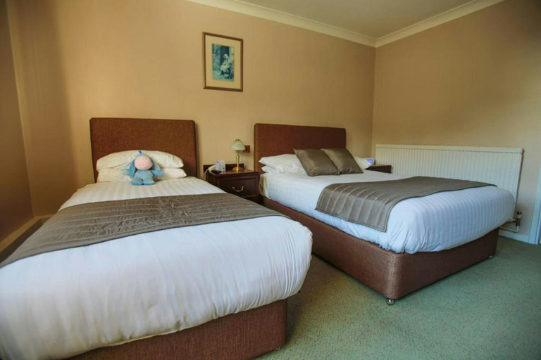 Others 3, Oaklands Hotel, Norfolk