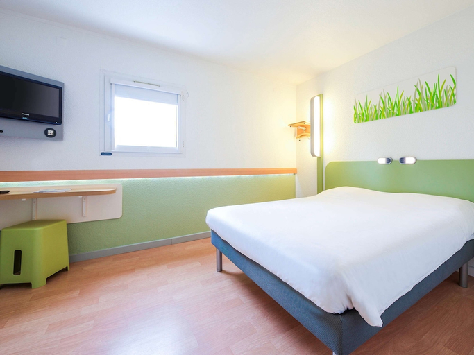 Bedroom 2, Ibis Budget Pau Est, Pyrénées-Atlantiques
