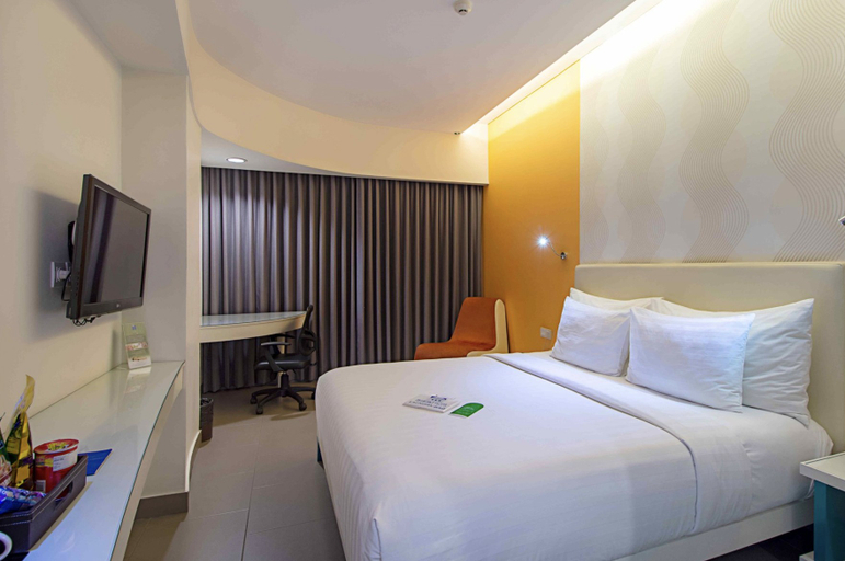 bedroom 12