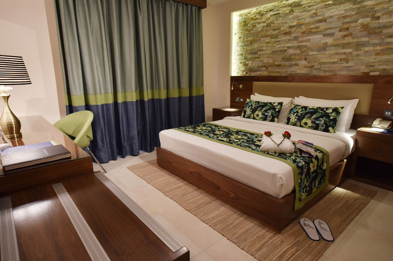 Bedroom 3, The Palms Beach Hotel And Spa, Salwa