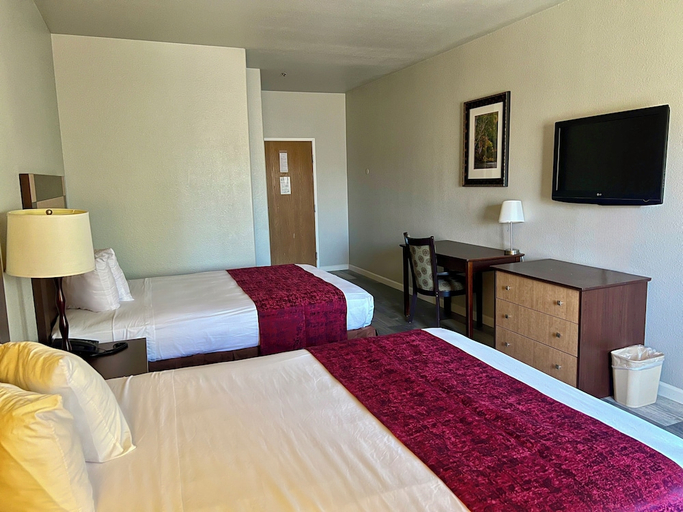 Bedroom 2, Budget Inn Phoenix, Maricopa