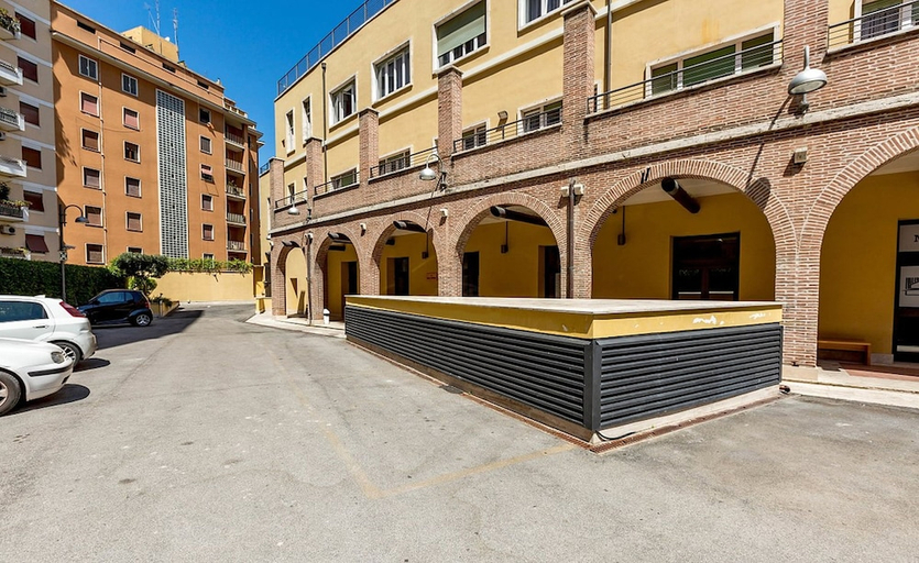Exterior & Views 2, Roma Scout Center - Hostel, Roma