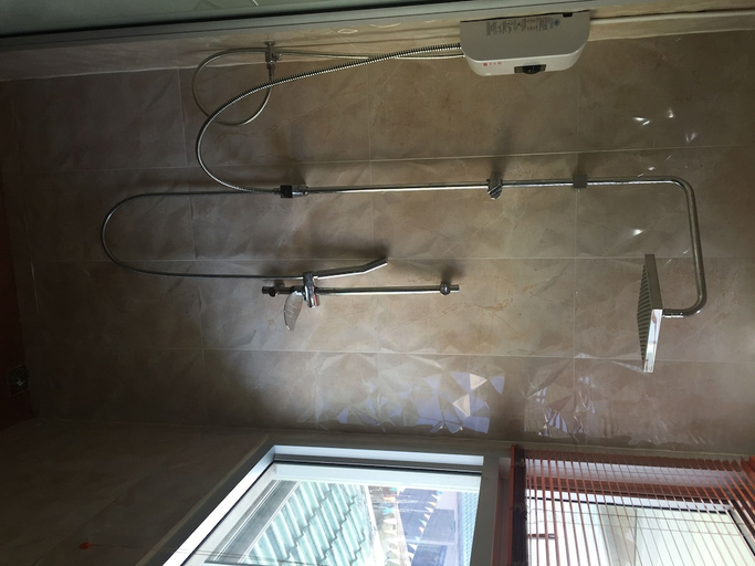 Bathroom 4, Merlin Plaza Apartments, Thai Mueang