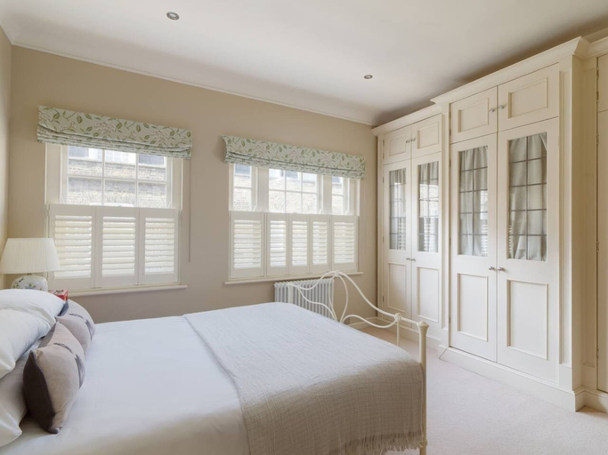 Room 5, Kings Road Chelsea Sleeps 6, London