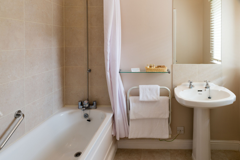 Bathroom 3, Guyers House Hotel, Wiltshire