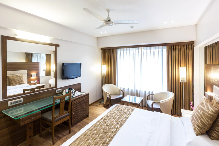 Bedroom 2, The Royal Orchid Hotel, Chembur, Mumbai Suburban