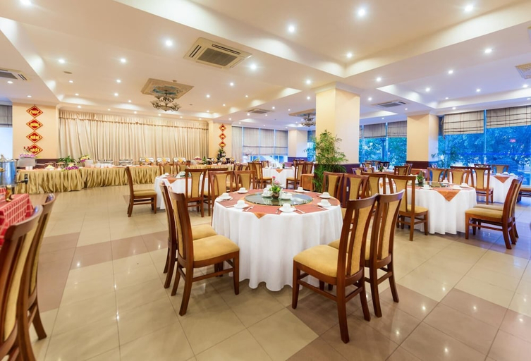 Food & Drinks 3, Muong Thanh Grand Phuong Dong Hotel, Vinh
