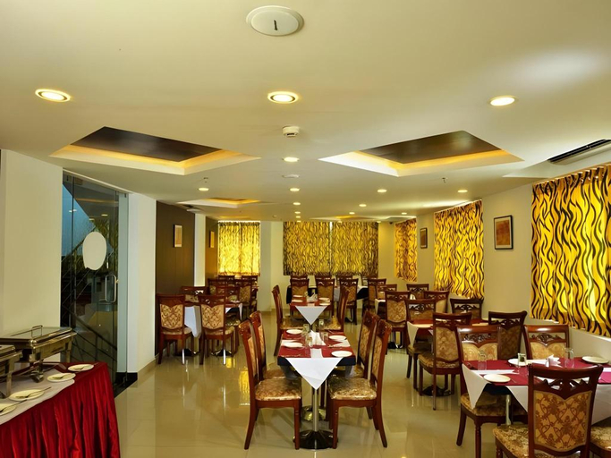 Food & Drinks 4, Hotel Town Tower, Thiruvananthapuram