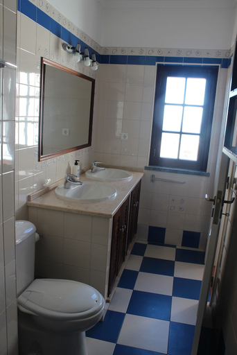 Bathroom 4, Ericeira Chill Hill 2 – Peach Garden, Mafra