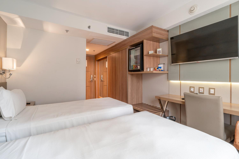 Bedroom 3, Americas Copacabana Hotel, Rio de Janeiro