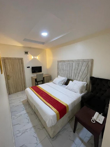 Others 4, ROYAL PARAGON HOTEL, Obio/Akp
