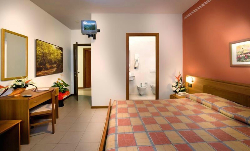 Bedroom 4, Albergo Il Castellino, Brescia