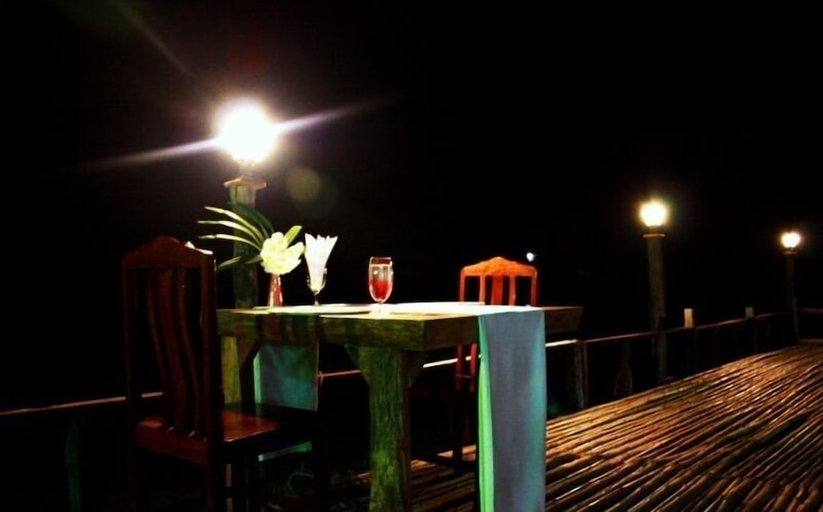 Food & Drinks 4, Jungle Bay Resort, Tha Mai
