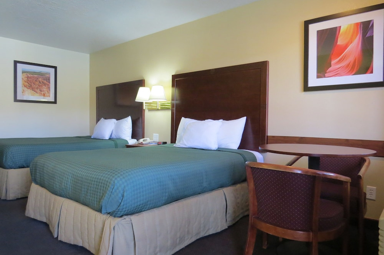 Bedroom 2, Americas Best Inns-St. George, Washington
