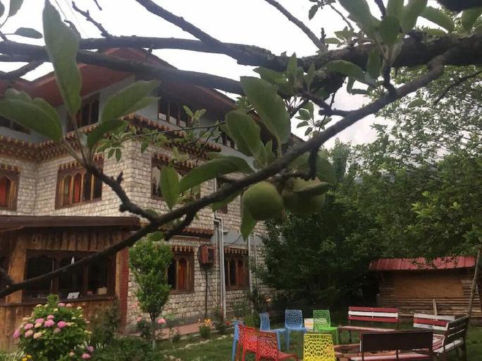 Others 3, Ngayabling Resort, Lungnyi