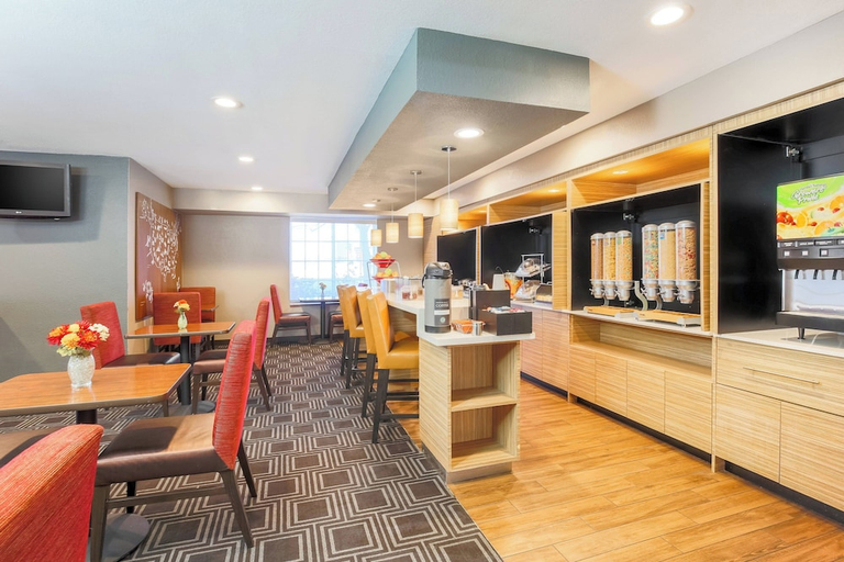 Food & Drinks 4, Towneplace Suites By Marriott Denver Tech Center, Arapahoe