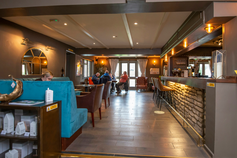 Food & Drinks 4, Pettifers Freehouse Hotel, Wiltshire