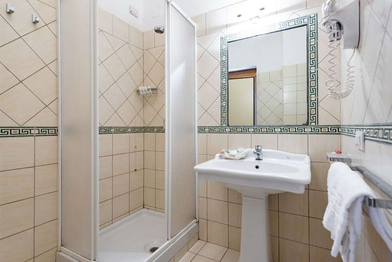 Bathroom 3, Hotel Ristorante Il Ceppo, Salerno