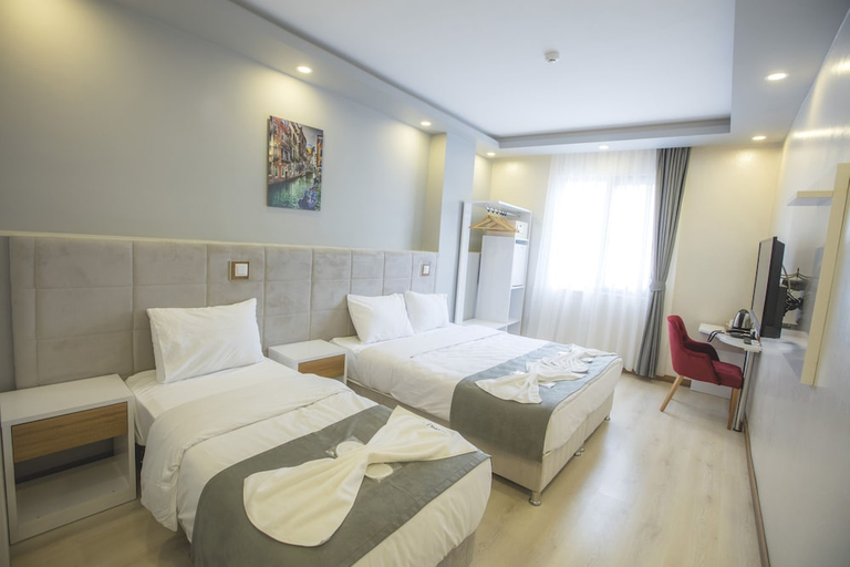 Bedroom 3, Express Inci Airport Hotel, Bakırköy