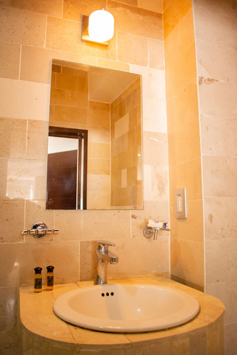 Bathroom 4, Granda Inn, Tuxtla Gutiérrez
