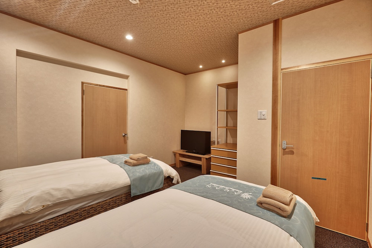 Bedroom 2, ADAN RESORT Yuhina, Motobu