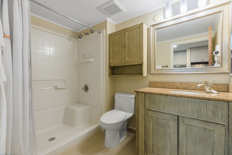 Bathroom 3, Playa Linda Beach Resort